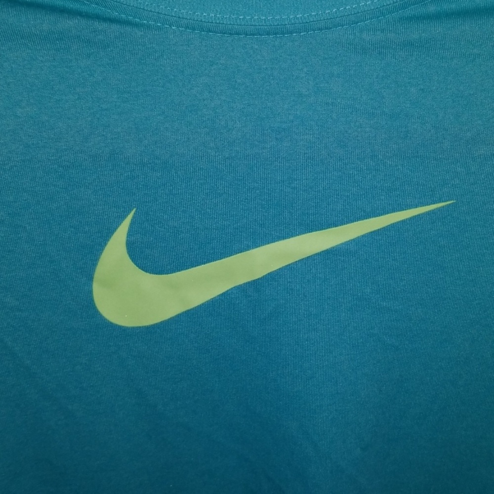 Shirt - Picture 3 of 7
